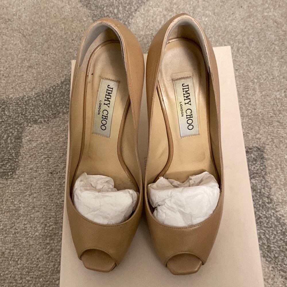 Jimmy Choo 247 Comet Kid Leather Nude Peep-toe Pumps. Size 36.5. Box & dust bag